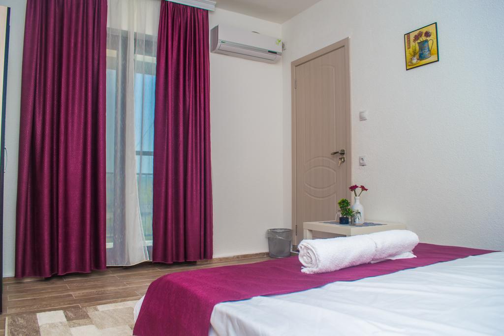 Bed & Breakfast Delikates Stojakovo Exterior foto