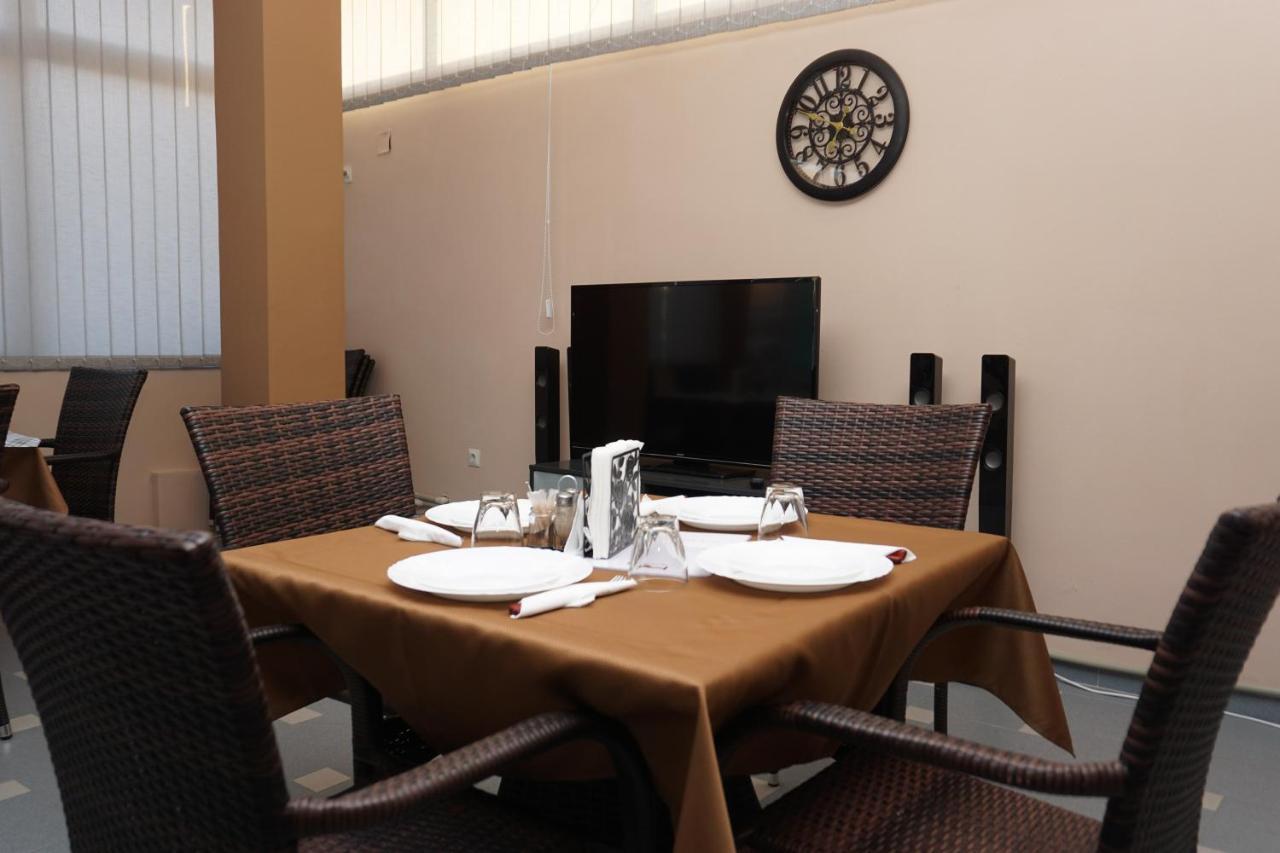 Bed & Breakfast Delikates Stojakovo Exterior foto