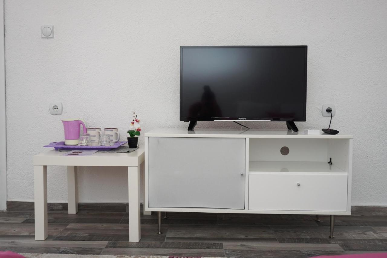 Bed & Breakfast Delikates Stojakovo Exterior foto